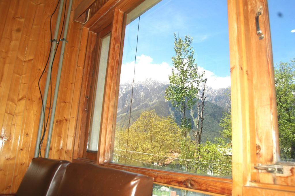 Hotel Paradise Inn Pahalgam Ngoại thất bức ảnh