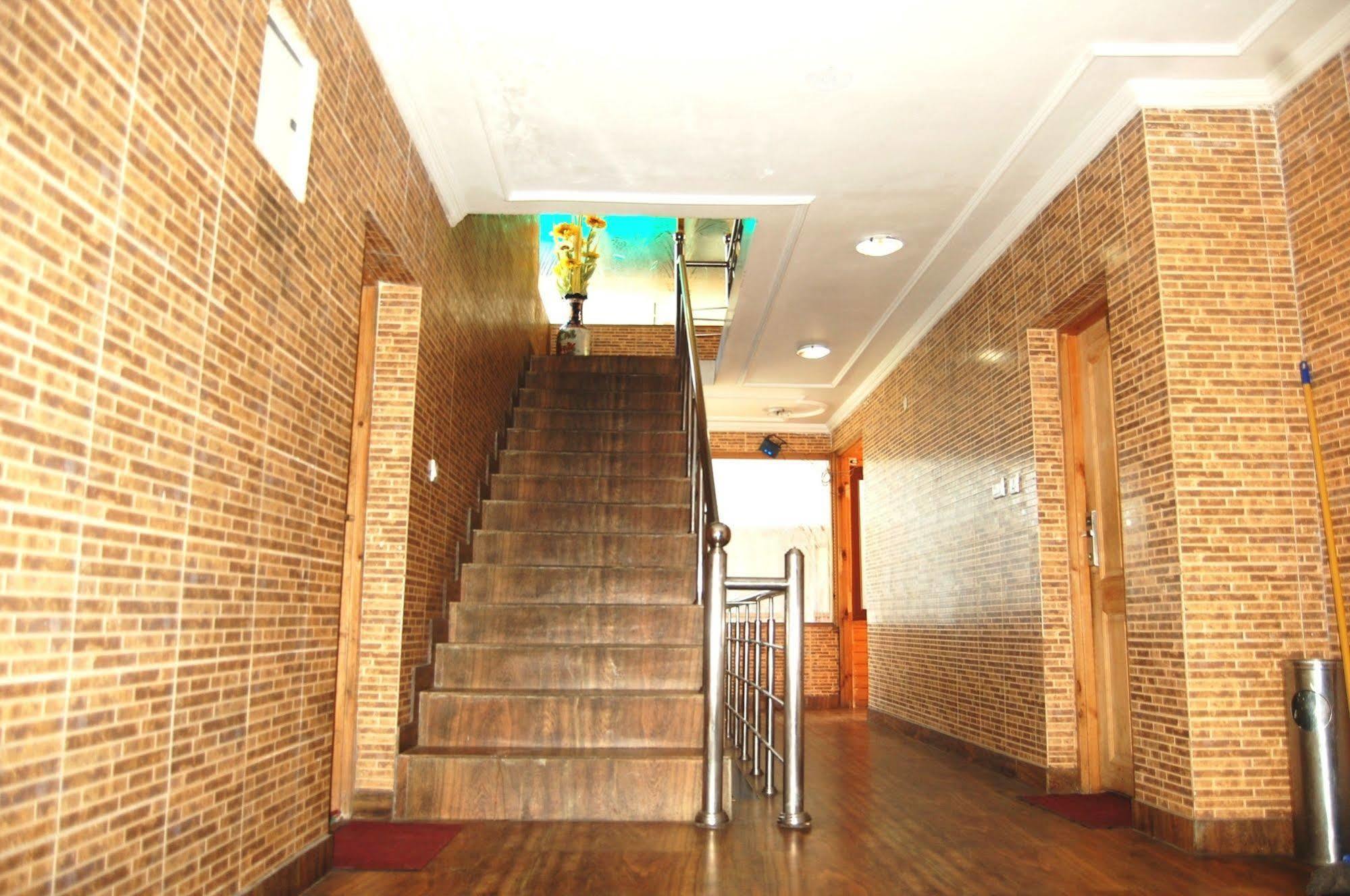 Hotel Paradise Inn Pahalgam Ngoại thất bức ảnh